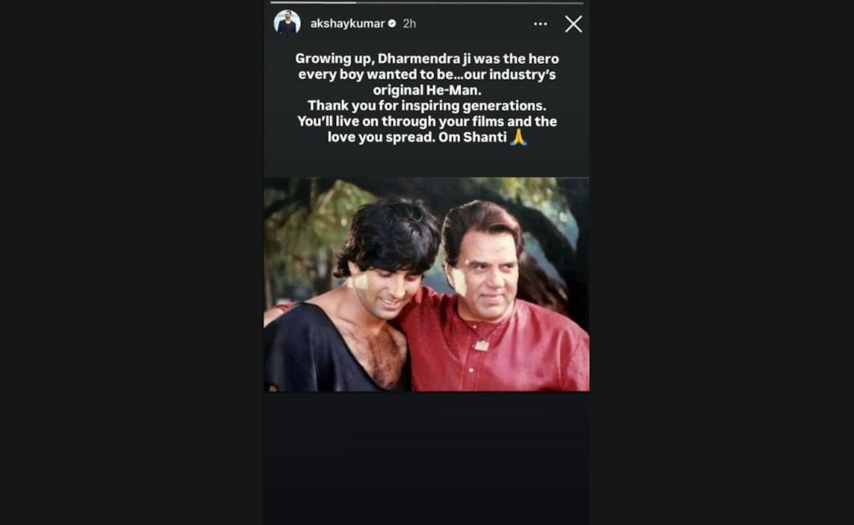 Akshay Kumar called Dharmendra, "Industrys original He-Man." Photo: Akshay Kumar/ Instagram