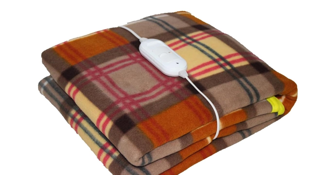 Struggling to Sleep in Winter? Bed Heater That Protect Your Skin Struggling to Sleep in Winter? Bed Heater That Protect Your Skin