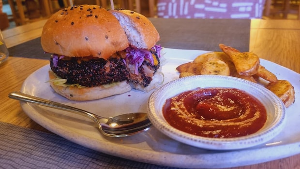 Jackfruit Burger Jackfruit Burger