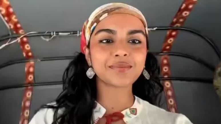 Bandana Girl Viral Video : सेल्फी व्हिडीओ बनला जगातील सर्वात मोठा ट्रेंड, लोकांना लागलंय तरुणीचं वेड!