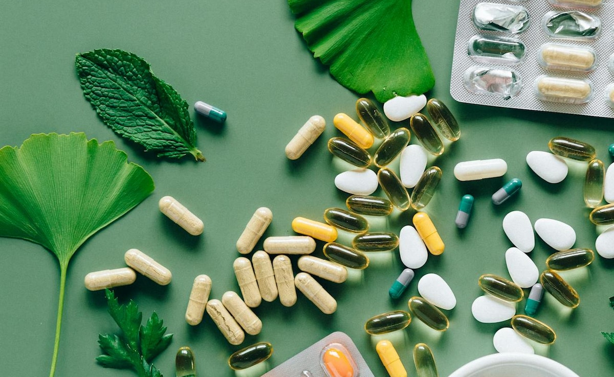 Doctor Explains Who Needs Common Supplements Like Vitamin D, Magnesium, and Iron