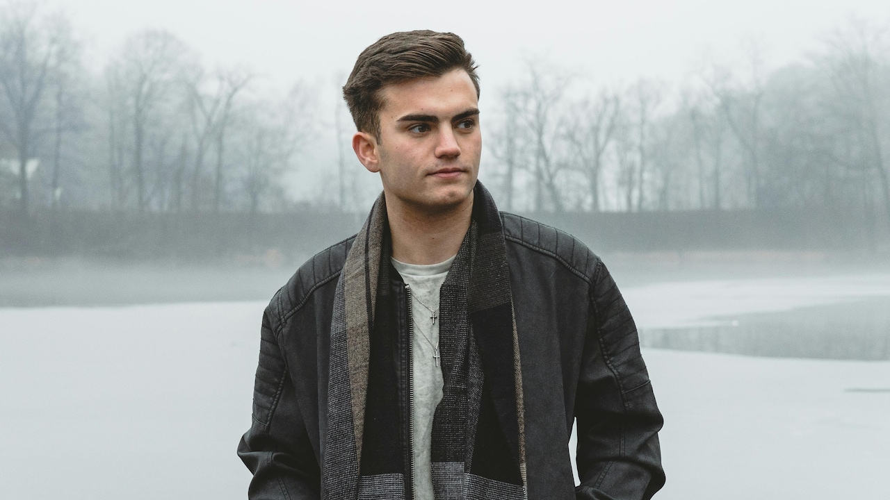 Build your wardrobe with these easy tips on how to choose winter clothes for sensitive skin