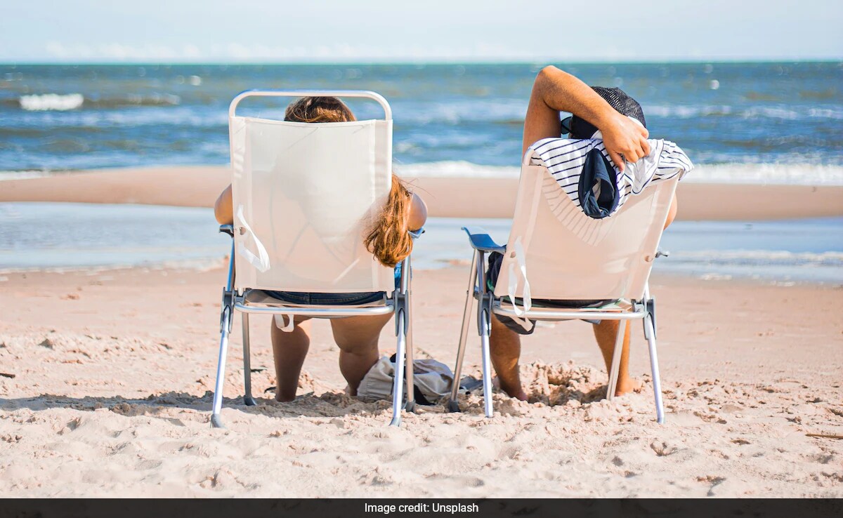 Doctor Sparks Debate on Stressful Vacations vs. Relaxing Holidays