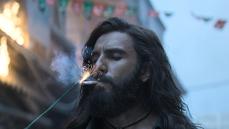 Dhurandhar Advance Booking: Ticket Prices Soar To Rs 2,000 For Ranveer Singh Film