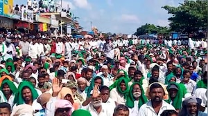 Sugarcane Farmers Protest Rocks North Karnataka