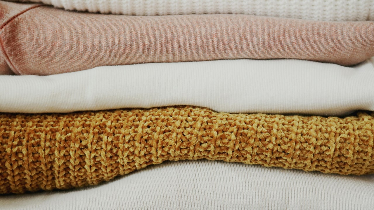 Organise them in a space-saving manner; Organise them in a space-saving manner;