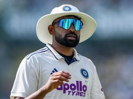 Mohammad Siraj Fumes Over Delayed Flight, Slams Air India Express: "Frustrating"