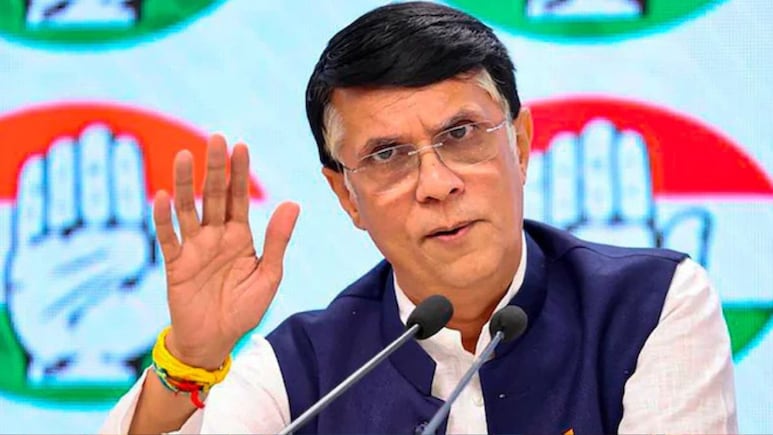 बिहार में एनडीए की सुनामी पर कांग्रेस की पहली प्रतिक्रिया, पवन खेड़ा ने कर दी ज्ञानेश कुमार की तारीफ