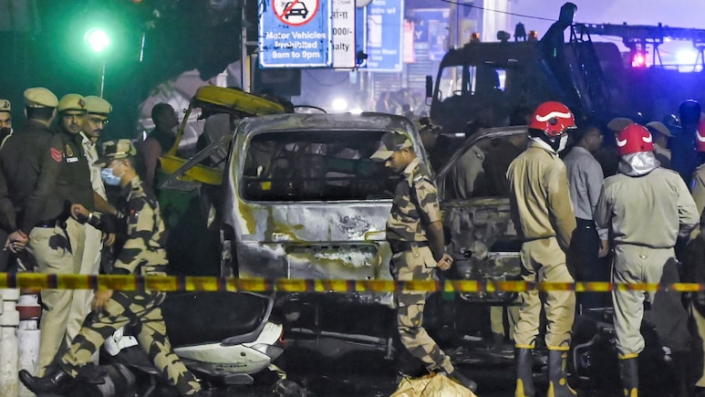 कश्मीर के अस्पतालों में हथियारों का बनाना था जखीरा.. दिल्ली बम ब्लास्ट मामले में एक और खुलासा