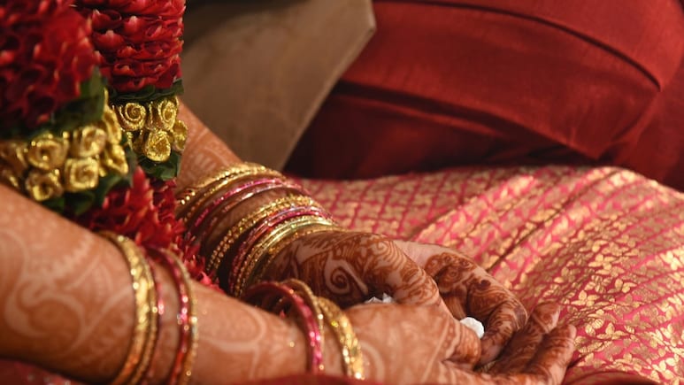 विदाई से ठीक पहले दुल्हन लापता; दूल्हा तीन बीघा जमीन गिरवी रखकर लाया था बारात 