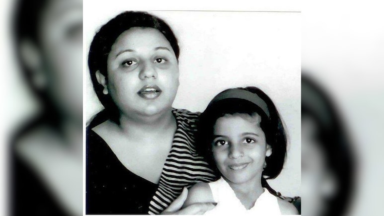 माधुरी दीक्षित संग फिल्म बनाना चाहती थीं ये बच्ची, फीस के कारण टूटा सपना, आज है बॉलीवुड की टॉप डायरेक्टर