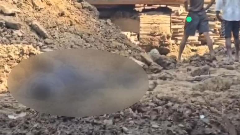 Byculla building collapse: भायखळा हादरलं! बांधकामाच्या ढिगाऱ्याखाली दाबून निष्पाप मजुरांचा मृत्यू; मुंबईत खळबळ