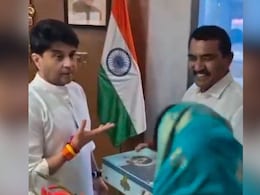 Jyotiraditya Scindia's Comment Sparks Buzz Over Son's Political Entry
