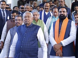 Bihar IAS Transfer: नई सरकार का पहला बड़ा प्रशासनिक फेरबदल, 13 जिलों के DM भी बदले, देखें पूरी लिस्ट