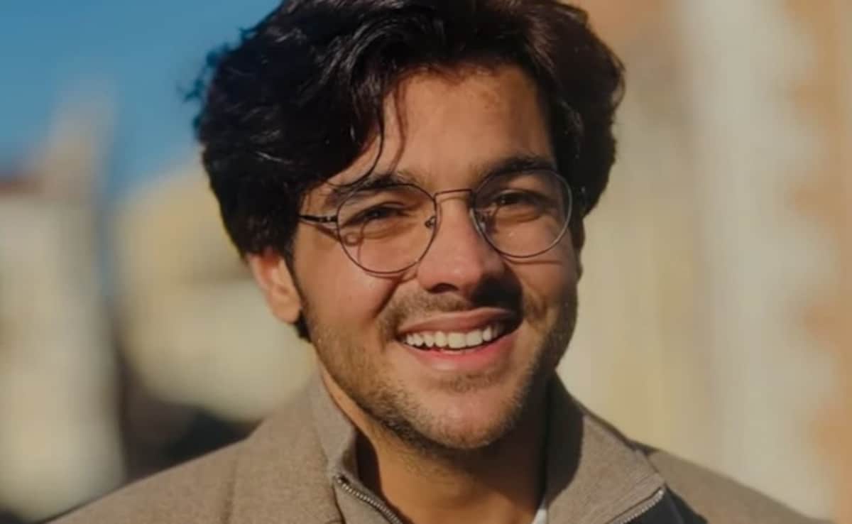 राजामौली के इवेंट में फीके पड़े आशीष चंचलानी, लोग बोले कॉन्फिडेंस नहीं था...नर्वस था...ऐसे यूट्यूबर क्यों...