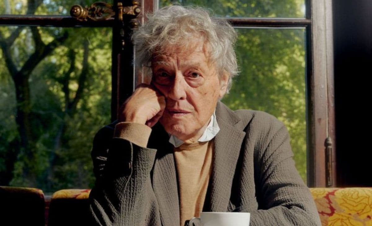 Renowned Oscar-Winning Playwright Tom Stoppard Dies at 88: A Literary Legacy of Brilliance and Humanity