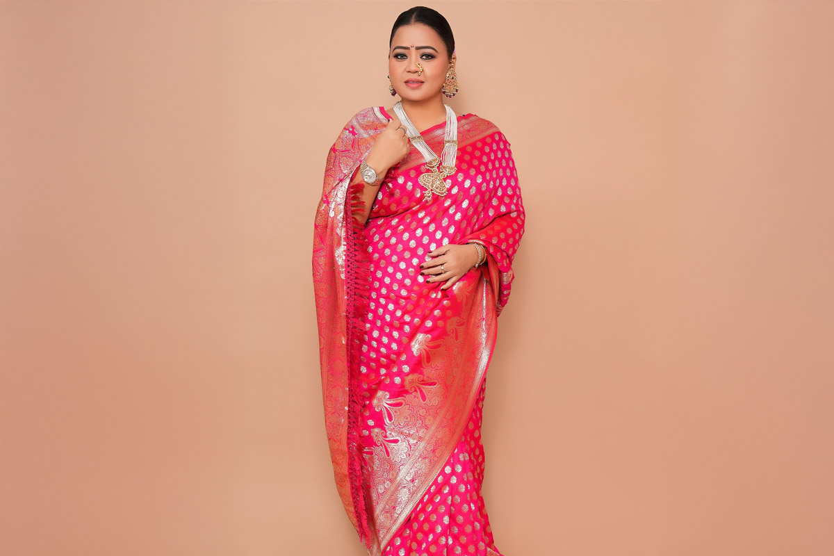 Bharti Singh,Dharmendra,Is Dharmendra dead or alive,Dharmendra age,dharmendra  and hema malini,Is dharmendra on ventilator,News of dharmendra health,Bharti Singh on Dharmendra health,social media,news and media,Whosthat360,trending story,viral news