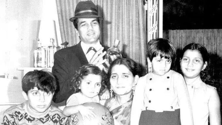 Dharmendra News: धर्मेंद्र यांच्या दोन मुली बॉलिवूडच्या झगमगाटापासून दूर; विजेता आणि अजीता काय करतात?
