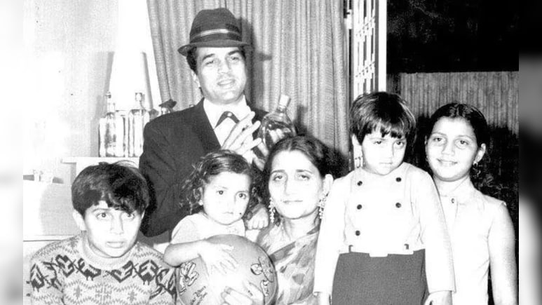 Dharmendra as a father: नहीं रहे अभिनेता धर्मेंद्र, 89 साल की उम्र में निधन, हर पिता को दिवंगत एक्टर से सीखने चाहिए ये 5 Parenting Tips
