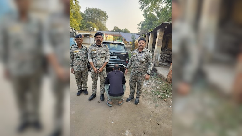 करोड़ों का घोटाला... विदिशा से मास्टरमाइंड क्लर्क गिरफ्तार, गोहद में ड्यूटी कर रहा फरार CMO पुलिस की पकड़ से बाहर