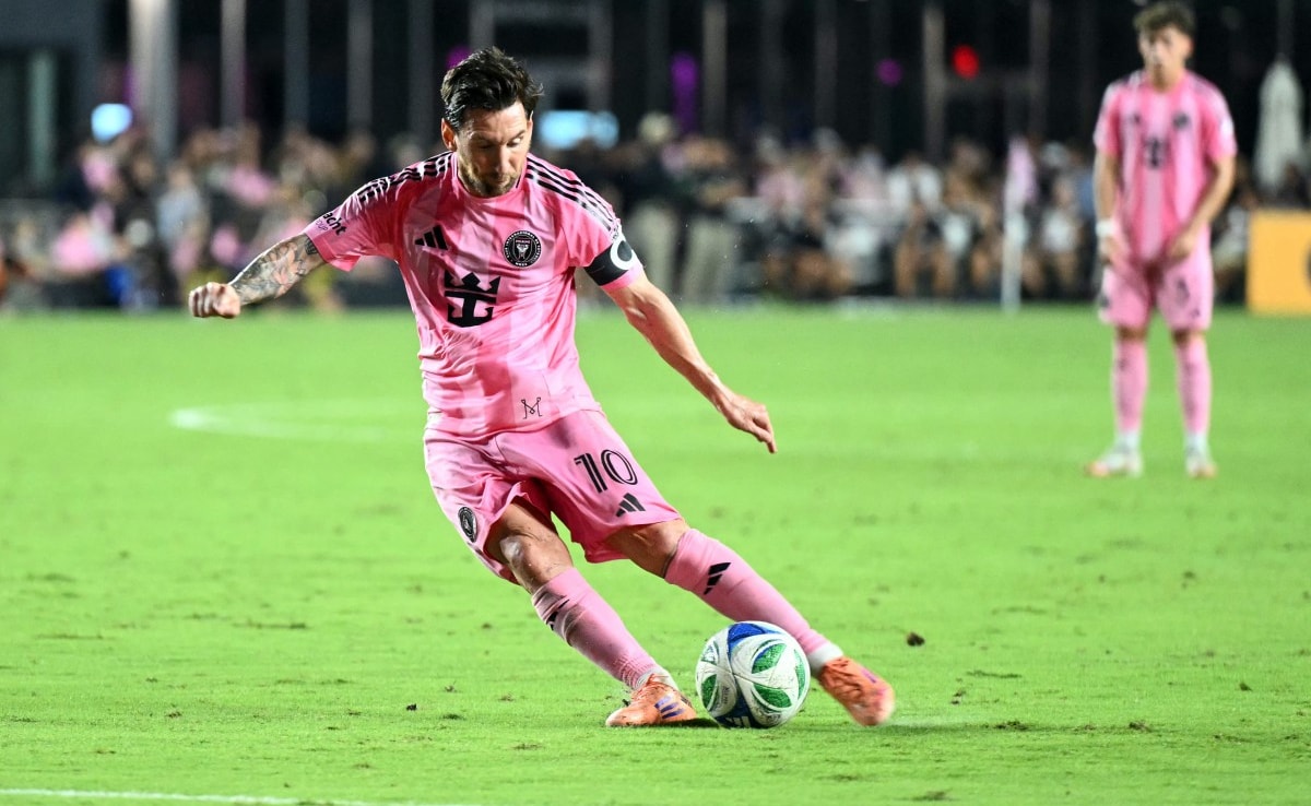 Inter Miamis Lionel Messi Wins Second Consecutive MLS MVP Award