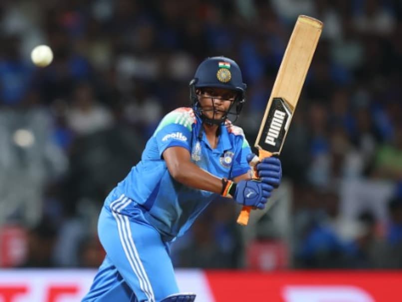 India vs South Africa Final LIVE Score, ICC Women's ODI World Cup 2025: Deepti Sharma Eyes Half-Century, India Near 250-Mark