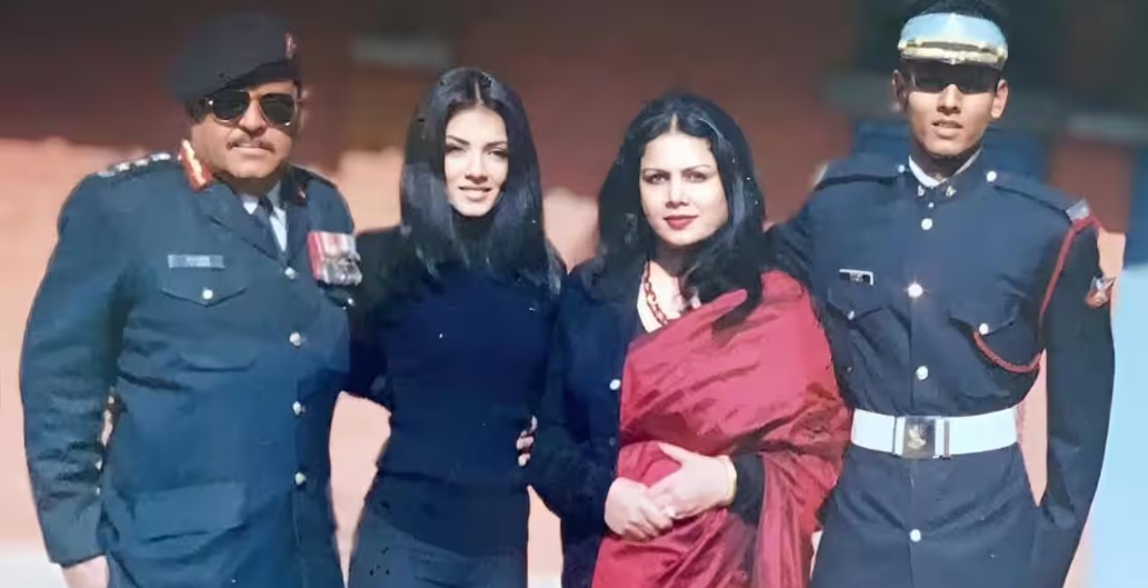 अपने रिटायर्ड आर्मी ऑफिसर भाई की रिहाई के लिए कोर्ट पहुंचीं यह एक्ट्रेस, 14 महीने से UAE की जेल में बंद हैं