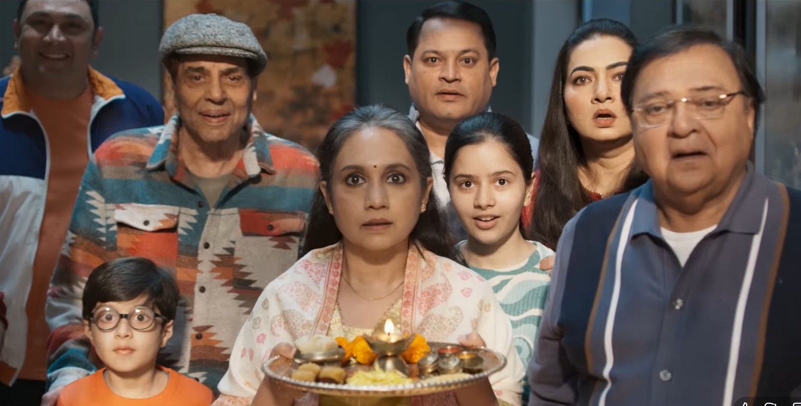 धर्मेंद्र की आखिरी फिल्म से जुड़ा किस्सा, इस एक्टर के लिए मंगवाना चाहते थे केक, लेकिन....