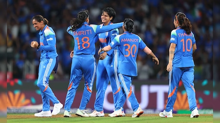 दीप्ति ने सिनालो जाफ़्टा का किया शिकार, 148 पर आधी अफ्रीकी टीम पवेलियन में