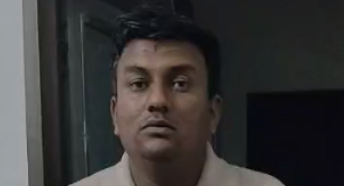 एनसीबी के इंस्‍पेक्‍टर के ल‍िए 20 हजार घूस ले रहा था दलाल, एसीबी ने रंगे हाथों पकड़ा