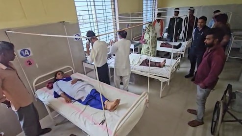 Shajapur में सड़क हादसा, ऑटो और ट्रैक्टर-ट्रॉली की टक्कर, 6 स्कूली छात्रा घायल; परीक्षा देने शाजापुर जा रही थी छात्राएं