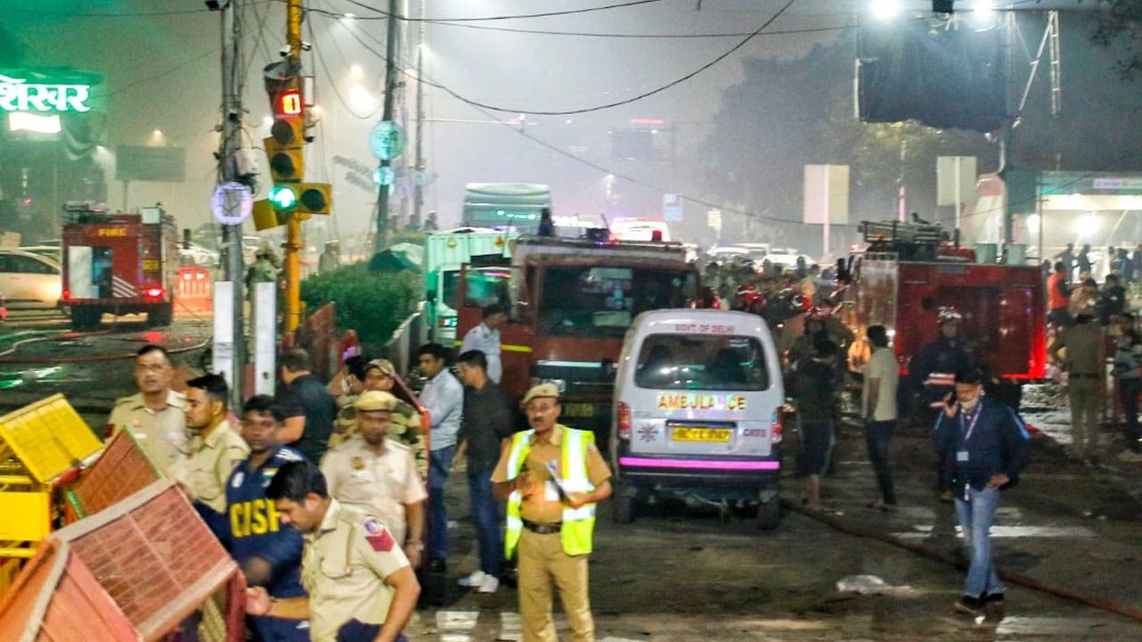 PM Modi Briefed By Amit Shah After 8 Die In Car Explosion Near Red Fort