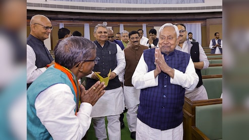 NDA के नेता चुने जाने के बाद नीतीश का पहला कमेंट, पीएम मोदी के लिए क्या-क्या कहा?