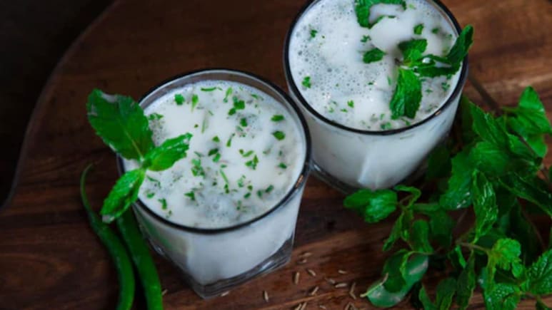 Buttermilk: ताक 'या'आजारांसाठी रामबाण उपाय! ताक पिण्याची योग्य वेळ कोणती? 99 टक्के लोकांना माहितच नाही