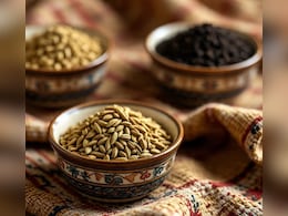 शरीर में जमा कचरे को बाहर निकालने का काम करते हैं औषधियों गुणों से भरपूर ये 3 मसाले