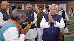 Nitish Cabinet Formation: 5 Key Factors That Will Shape The New Team