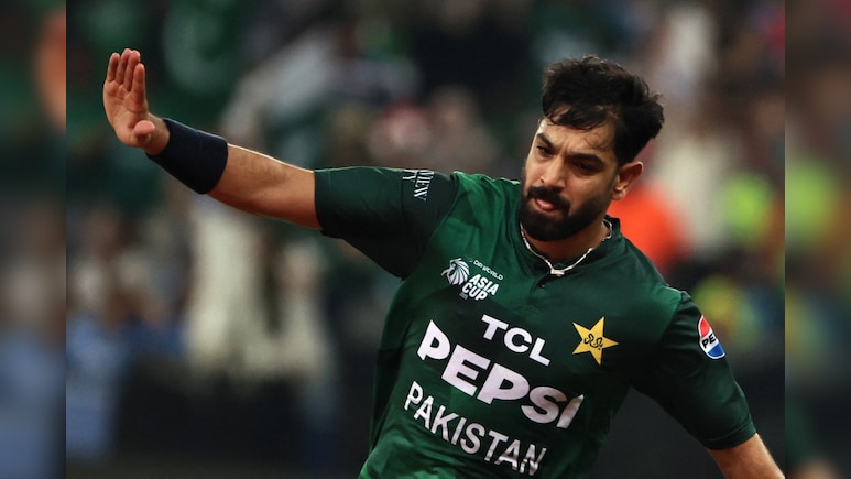 Haris Rauf Suspension: ओछी हरकत के लिए सस्पेंड हुए हारिस रऊफ, अब पाकिस्तानी मीडिया से ICC पर लगाया बड़ा आरोप