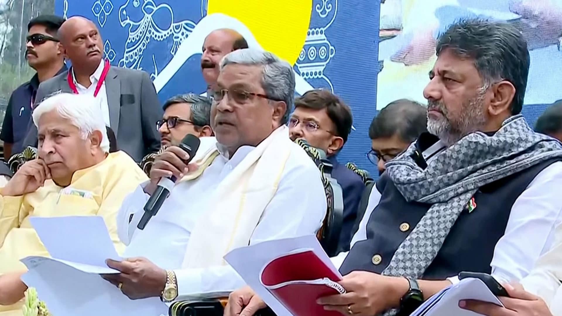 Siddaramaiah vs Dk Shivakumar: Who Will Congress Choose?