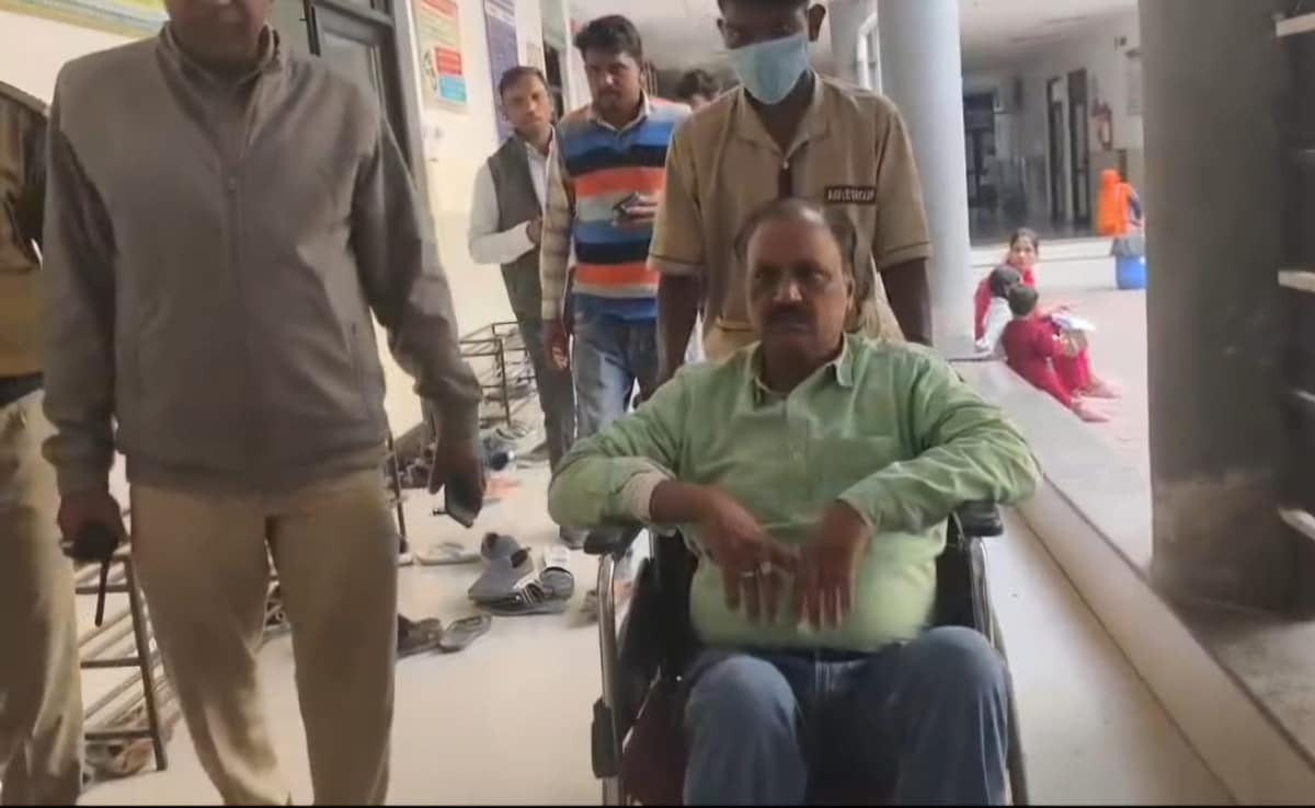 "Drunk" Villagers Attack Voter Roll Clean-Up Team In Madhya Pradesh