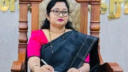 Krishnagiri Municipal Chairperson Farida Nawab Loses Confidence Vote