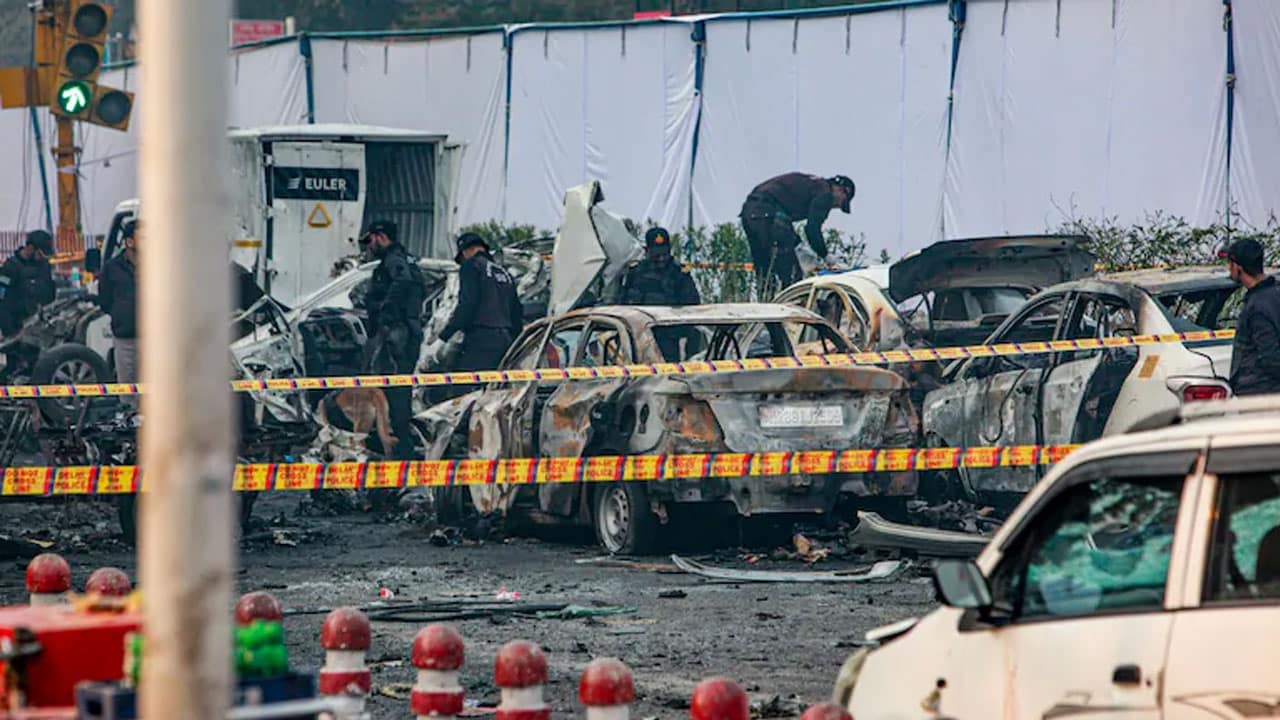 Red Fort Blast Terrorists Wanted To Use Four Cars In Serial Bomb Attack