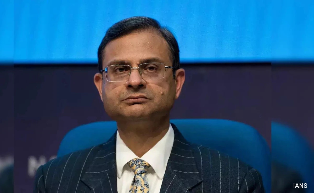 "Work With Passion, Dots Will Connect": RBI Governor's Advice To Students