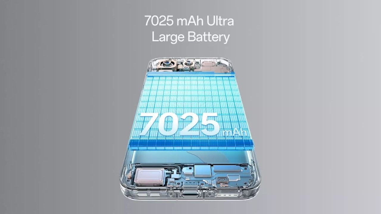 The flagship has 2+ days battery life and fast wired/wireless charging.