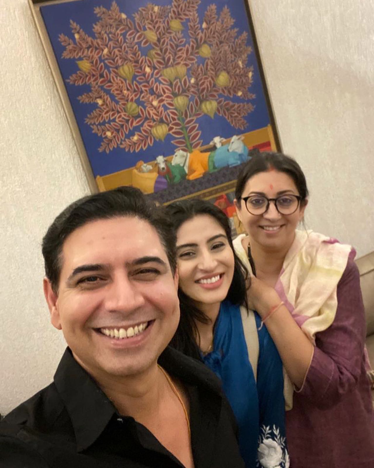 Smriti Irani Congratulates Newlyweds Ashlesha Sawant And Sandeep Baswana: "Some Love Stories Take Interesting Turns"