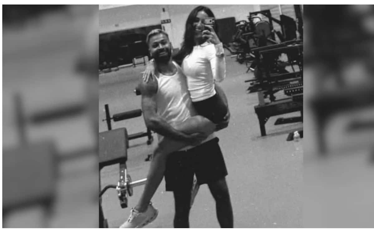 हार्दिक पांड्या को दोबारा हुआ प्यार, गर्लफ्रेंड माहिका शर्मा के साथ मंदिर में की पूजा और जिम में की एक्सरसाइज