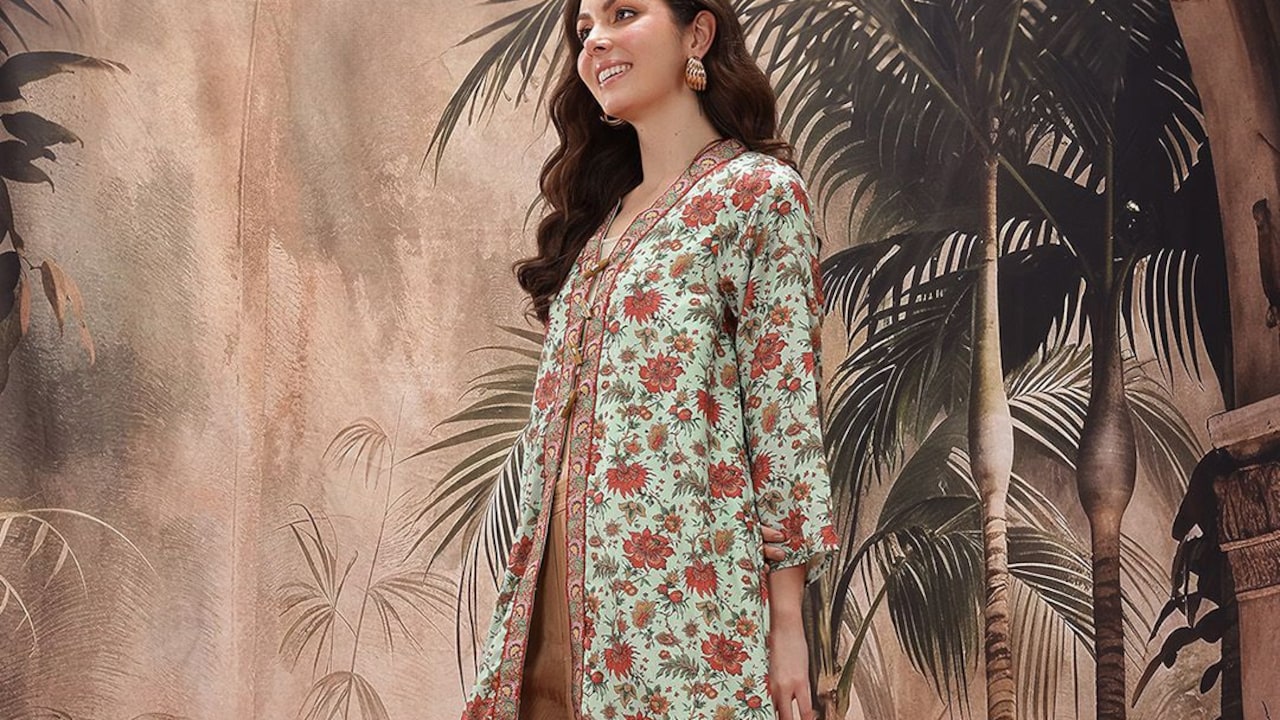 How To Pair Ethnic Jackets With Western Wear Seamlessly How To Pair Ethnic Jackets With Western Wear Seamlessly