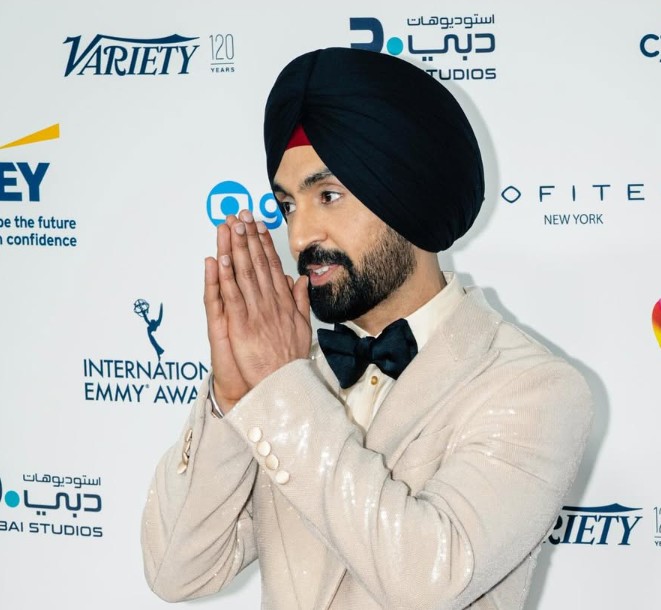 Emmy Awards के रेड कार्पेट पर चमकीले कोट में दिखे दिलजीत दोसांझ, अवॉर्ड ले गया कोई और...