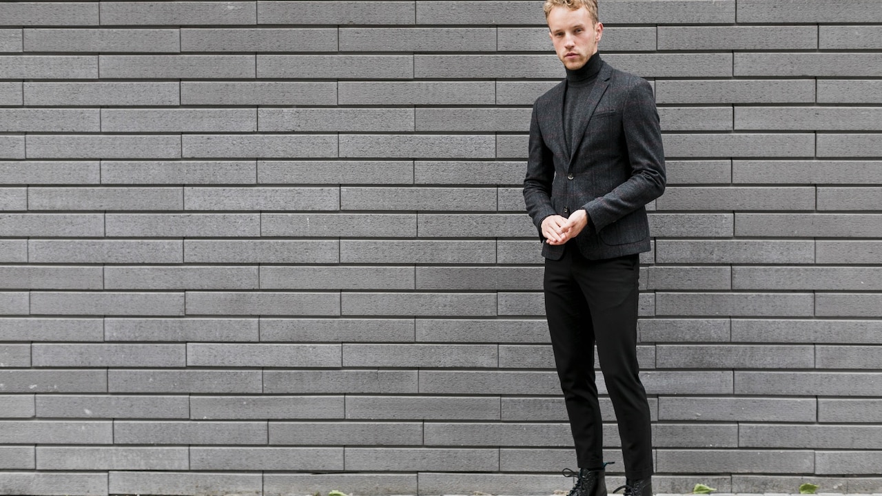 How To Keep Black Clothes From Fading Over Time: Top 10 Tips