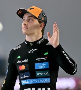 Title-Chasing Oscar Piastri Takes Pole For Qatar Grand Prix