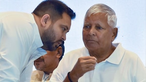 Why Tejashwi Couldn't Match Lalu Yadav's Mass Appeal